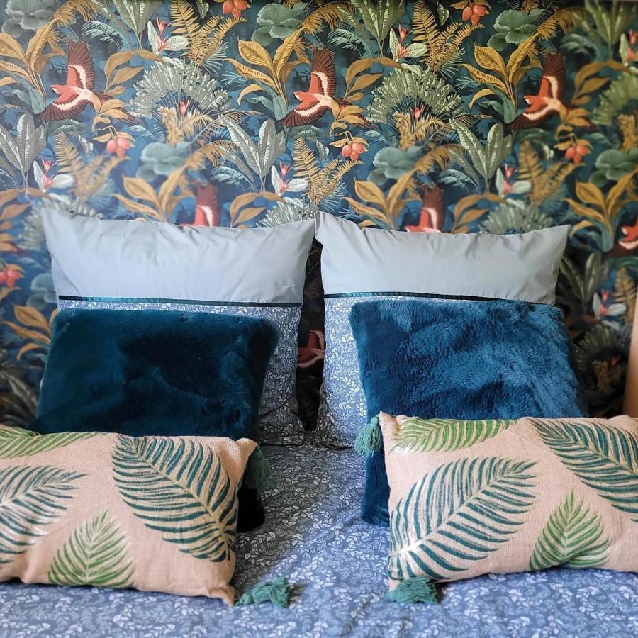 A L'Ombre De La Treille -Proche Saint-Emilion Bed & Breakfast エクステリア 写真