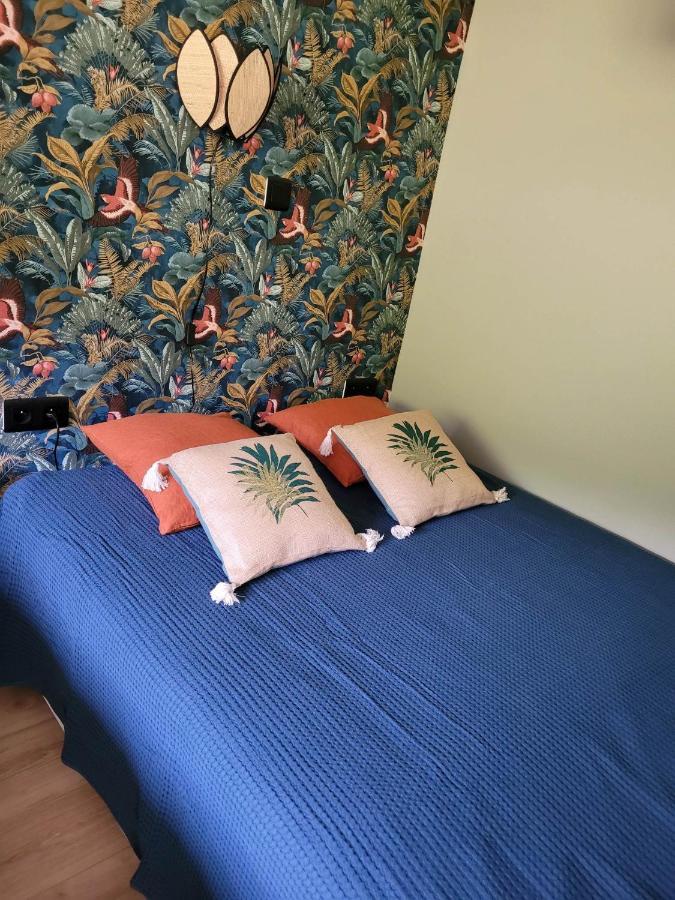 A L'Ombre De La Treille -Proche Saint-Emilion Bed & Breakfast エクステリア 写真